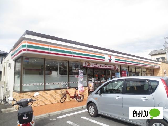 セブンイレブン枚方楠葉朝日3丁目店：392m