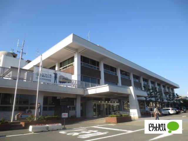 寝屋川市役所：1403m