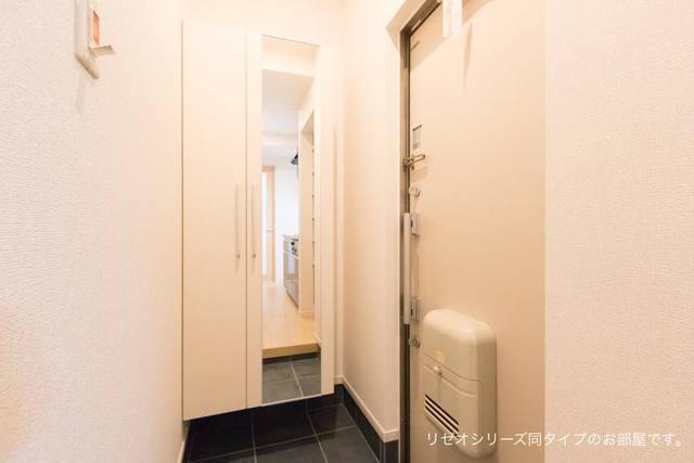 楽園（305） 玄関
