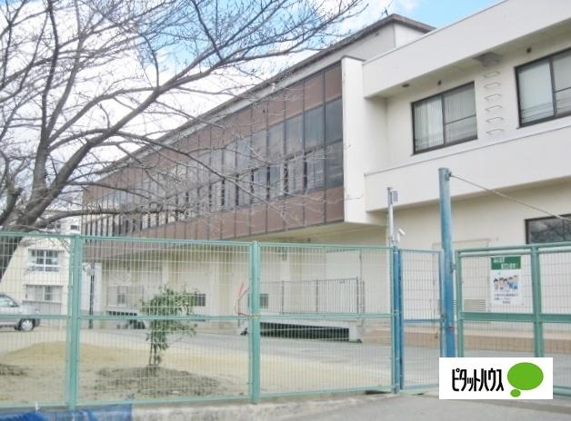 枚方市立菅原小学校：659m
