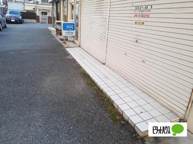 寝屋川市寿町店舗 エントランス
