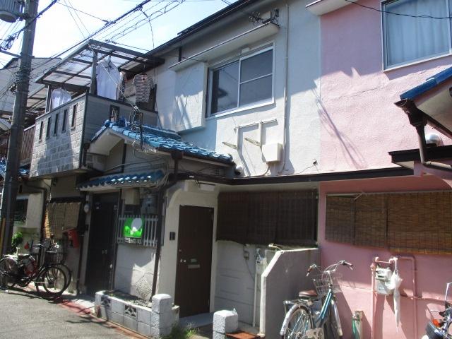 日新町テラスハウス 外観