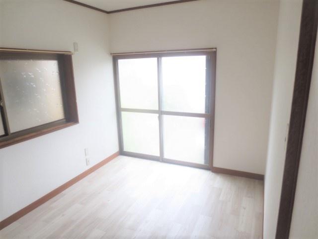 国松町一戸建 リビング