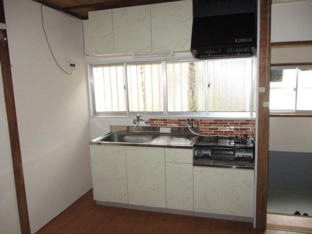 日新町テラスハウス キッチン