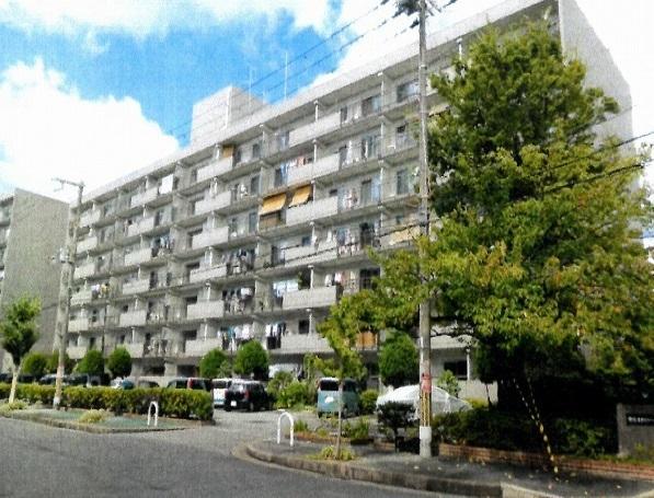 労住まきのハイツ３号棟 外観