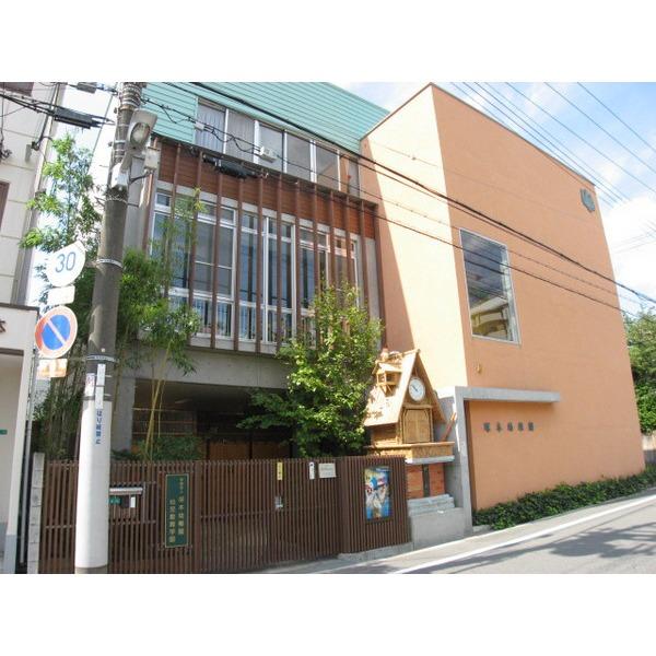 塚本幼稚園：209m