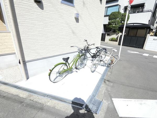 ハーモニーテラス歌島Ⅲ 駐車場