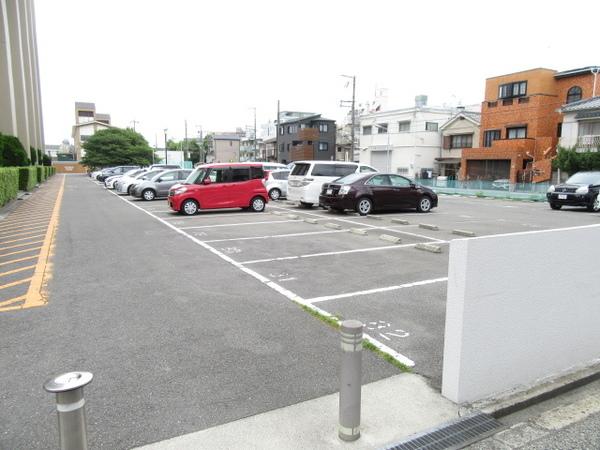 新北野第一コーポＡ棟 駐車場