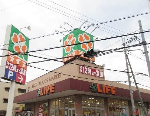 ライフ三津屋店：690m
