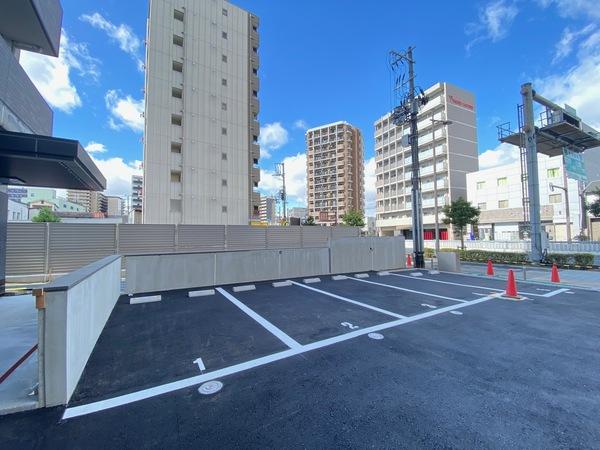 エスリードレジデンス大阪WEST 駐車場