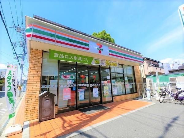 セブンイレブン大阪柏里3丁目店：254m