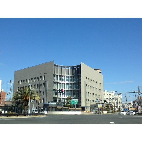 大阪市西淀川区役所：395m