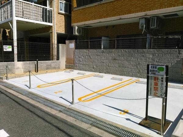 ダイアパレス塚本Ⅱ 駐車場