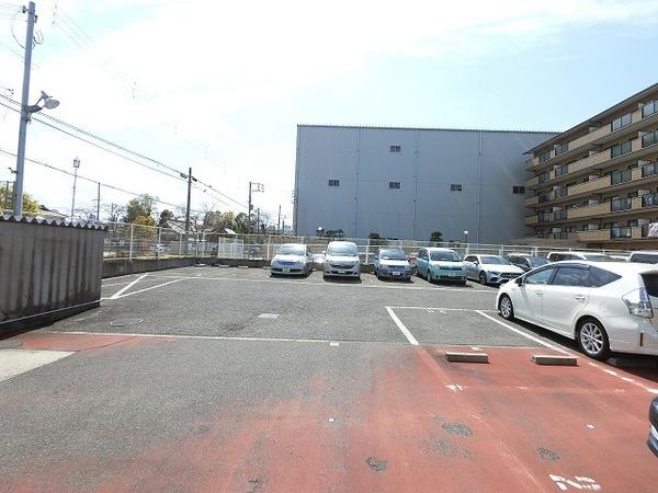 シオンズガーデン花川　旧おおきに花川サニーアパートメント 駐車場