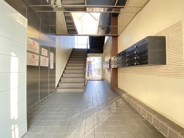 グランジュール淀川 ロビー