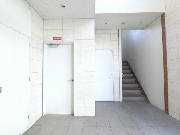 プラム・サン その他
