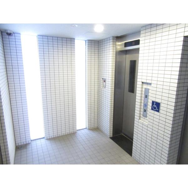 大阪市淀川区十三本町マンション ロビー