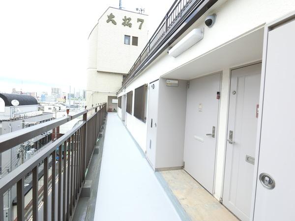 大阪市淀川区十三元今里マンション ロビー