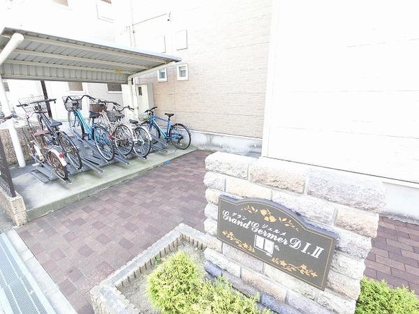 グランジェルメDⅠ 駐車場