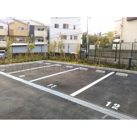 大阪WESTレジデンス 外観写真5 駐車場