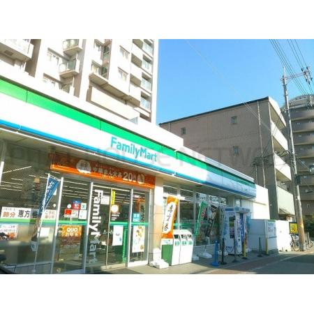 アドバンス大阪ヴェンティ 周辺環境写真1 ファミリーマート加島駅東口店：185m