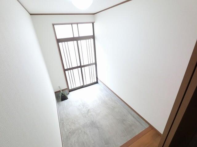大阪市西淀川区御幣島一戸建 玄関