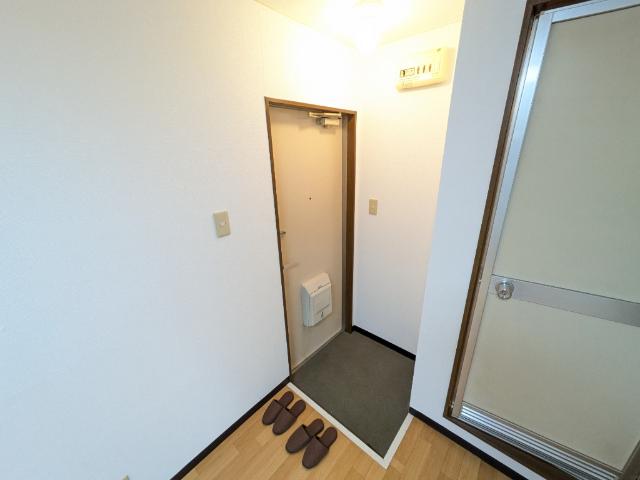 アルファコート千船 玄関