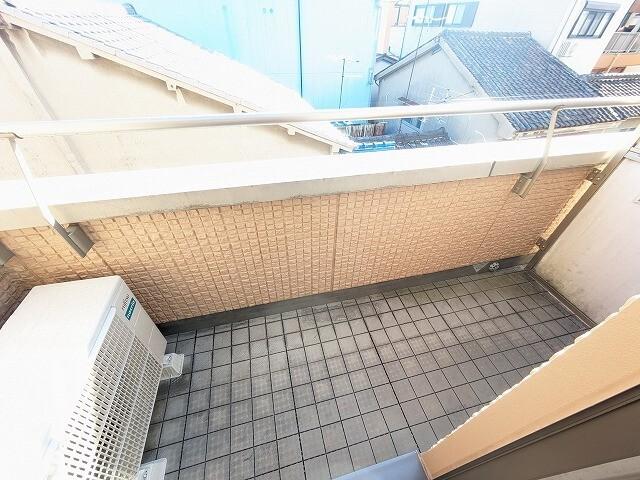 セラヴィ・エム バルコニー