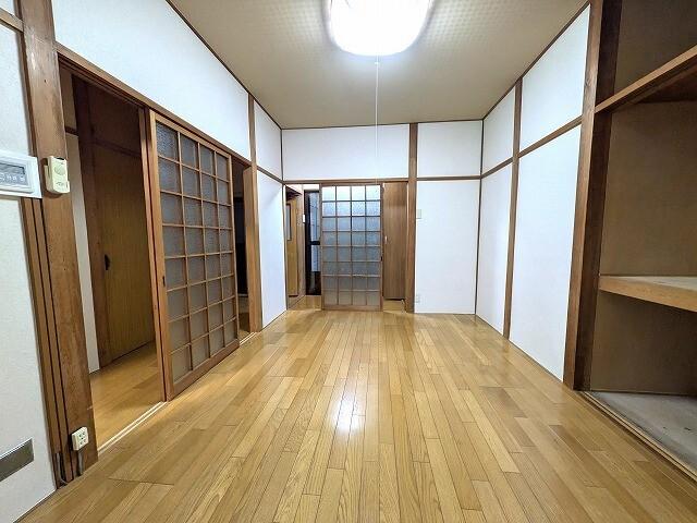 歌島1丁目貸家 収納