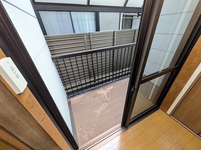 歌島1丁目貸家 バルコニー