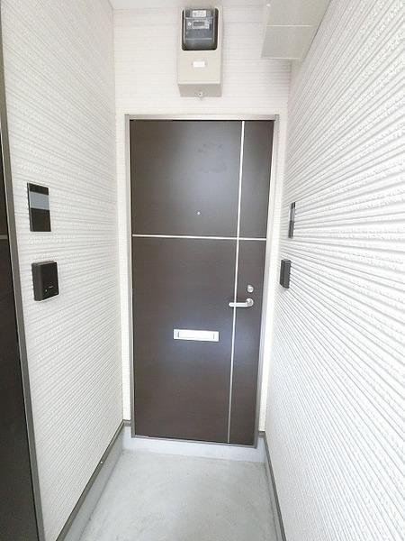 ブランジーノ塚本 玄関