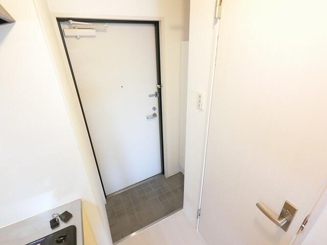 グローリア新北野 玄関