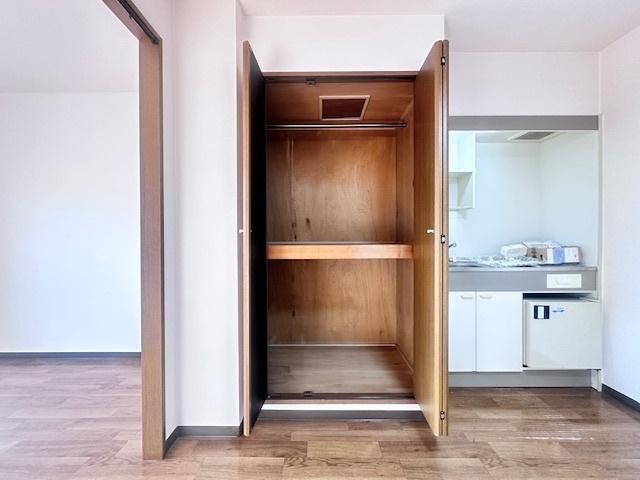 リバティ堀内 収納