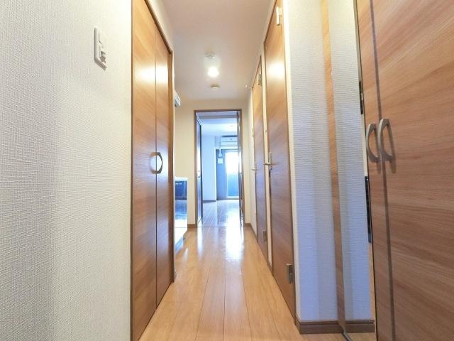 J.T.大阪WEST 玄関