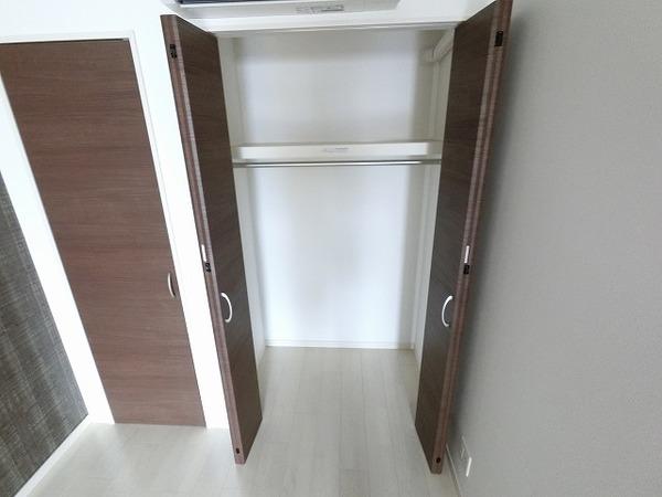 F asecia Lynx 収納