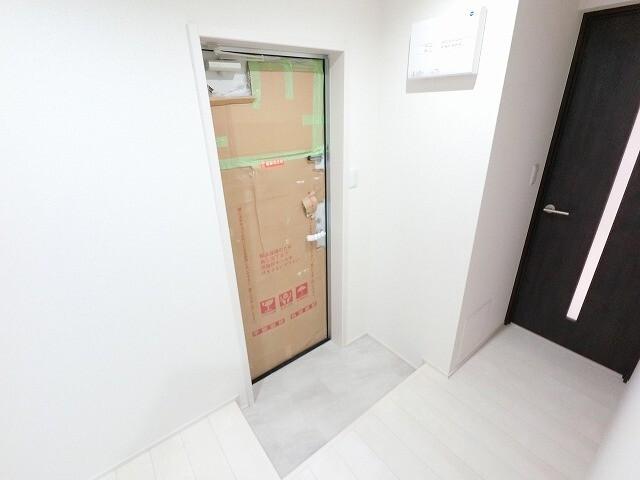 フジパレス塚本駅西Ⅰ番館 玄関