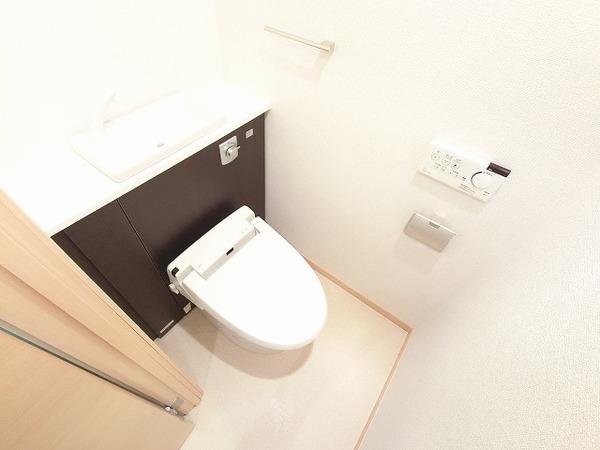 リヴァージュ出来島 トイレ