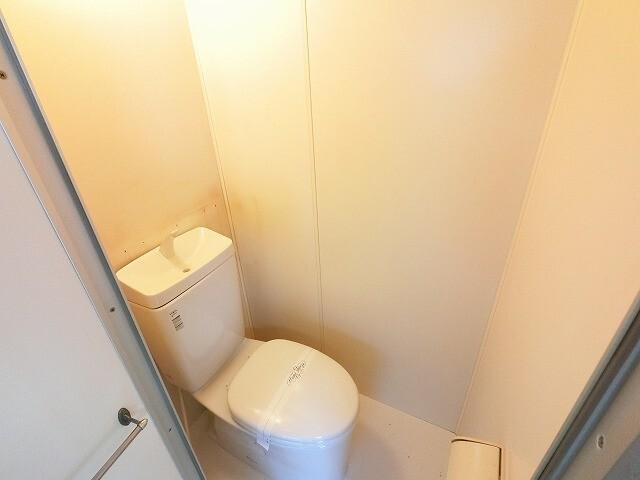 メゾンこがね トイレ
