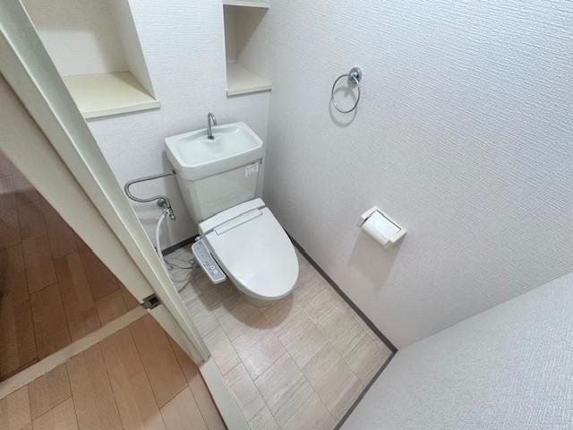 ハイネス塚本 トイレ