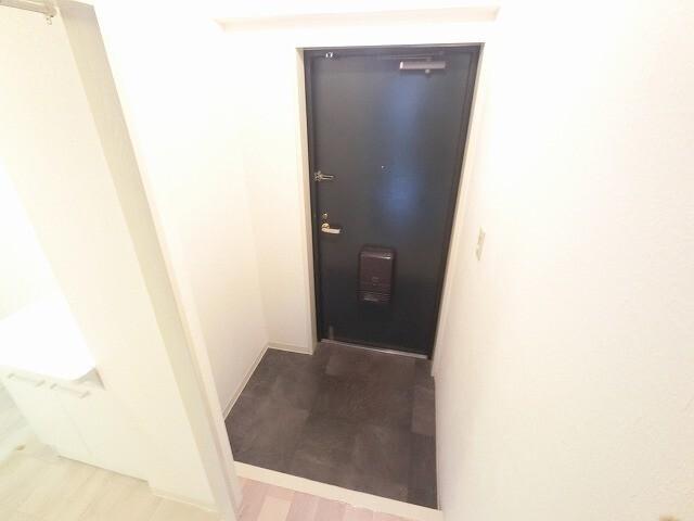 レクシア歌島 玄関