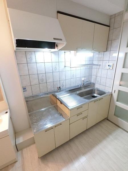大阪市西淀川区野里マンション キッチン