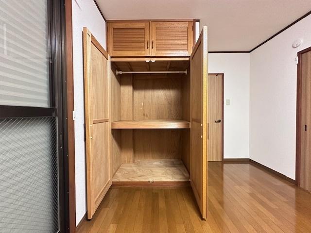 スリーハイツ 収納