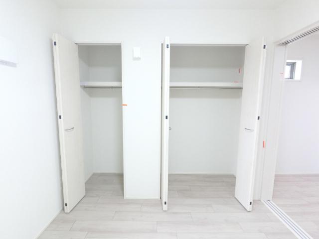 フジパレス出来島EASTⅡ番館 収納