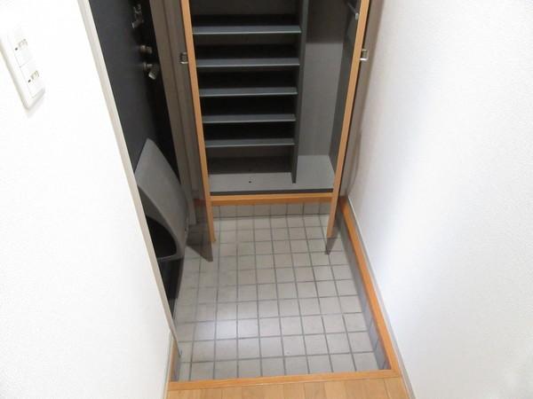 シャーメゾン田川北 玄関