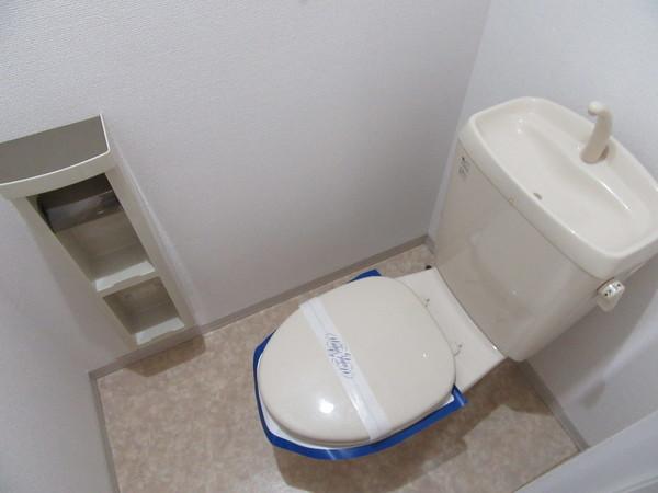 シャーメゾン田川北 トイレ