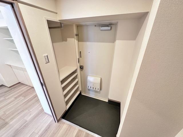 エバービューハイツ 玄関