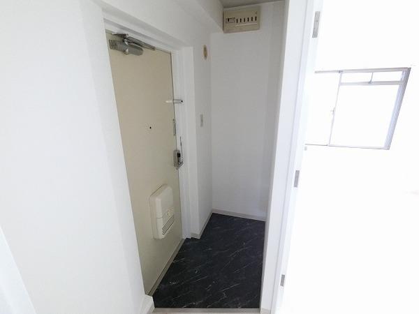 成起マンション 玄関