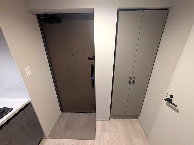 ソルテラスOSAKA塚本 玄関