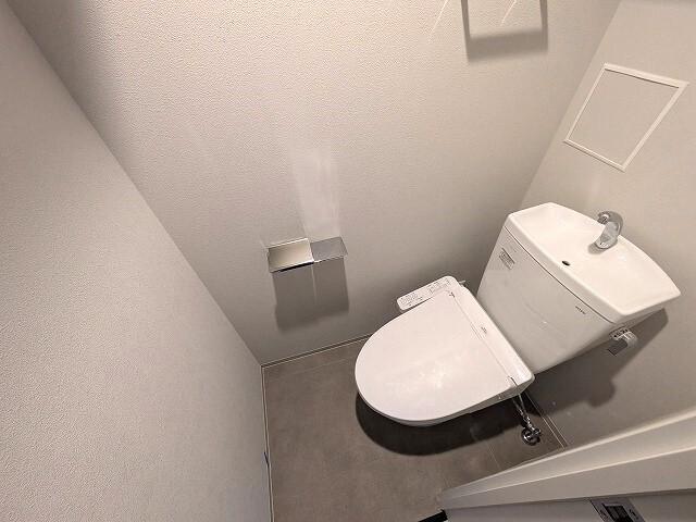 ソルテラスOSAKA塚本 トイレ