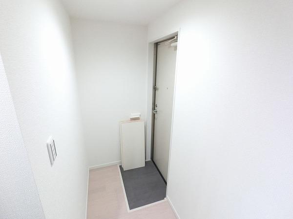 H-maison塚本 玄関